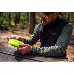 Borseta Muc-Off Essentials Impermeabila Hi-Vis - Img 5