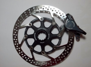 ETRIER FRANA PE DISC & ROTOR SHIMANO XTR BR-M965 FATA HIDRAULICA PT. STANDARD PLACUTE RESIN & METAL ROTOR SM-RT96 AMBALAT IND. - Img 1