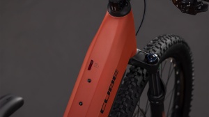 BICICLETA ELECTRICA CUBE REACTION HYBRID RACE 800 EASY ENTRY AMBER BLACK 2026 cadru S (16") - roti 27.5 - Img 2
