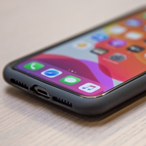 Folie de protectie din sticla SP Connect iPhone 11 Pro Max/XS Max - Img 10
