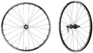 ROTI SHIMANO XTR WH-M985(XCR) FATA/SPATE PT. DISC CENTERLOCK F: AX 15MM E-THRU 24H S: QR 173MM 559X19C CLINCHER/TUBELESS FARA HUSE AMBALAT IND.
