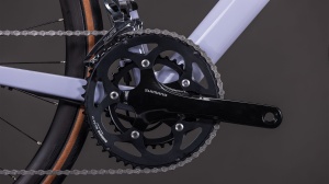 BICICLETA CUBE ATTAIN RACE CYCLAMEN BLACK 2026 47 cm - Img 4