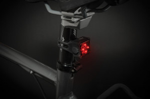 Far + stop AXA Niteline 44-R/USB - Img 1