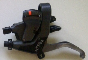 MANETA SCHIMBATOR/FRANA SHIMANO XTR ST-M950 STANGA 3 VIT. CABLU DE SCHIMBATOR 1550MM VRAC