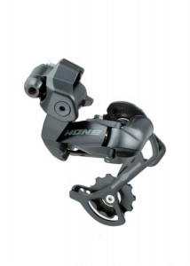 SCHIMBATOR SPATE SHIMANO HONE RD-M601-GS 9 VIT. TOP-NORMAL PRINDERE DIRECTA PE BUTUC FH-M600 PT. CADRU ROAD TYPE AMBALAT IND.