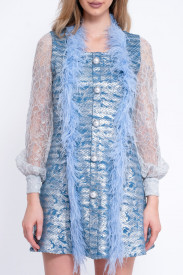 ROCHIE SCURTĂ DIN PIELE ȘI DANTELĂ CU INSERȚII DIN PENE DE STRUȚ
