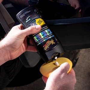 NBB SOLUTIE CURATAT EXTERIOR PLASTICE, 355 ML, ULTIMATE BLACK - EU - MEGUIARS - Img 2