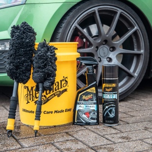 PERIE MEDIE CURATARE JANTE 1 BUC,SUPREME WHEEL BRUSH - MEDIUM MEGUIARS