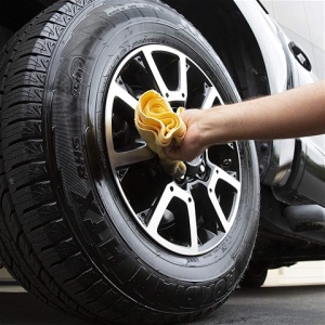 SPRAY CURATAT JANTE SI ANVELOPE 709 ML ULTIMATE WATERLESS - EU MEGUIARS - Img 2