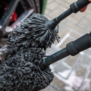 PERIE MEDIE CURATARE JANTE 1 BUC,SUPREME WHEEL BRUSH - MEDIUM MEGUIARS - Img 3