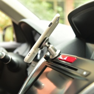 SUPORT TELEFON MAGNETIC AUTO CU FIXARE PE BORD SI ROTATIE 360 - Img 8