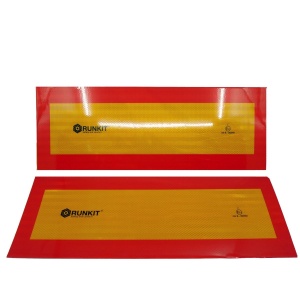 Placa reflectorizanta vehicul lung (set 2 buc) 56,5 cm x 20,5 cm omologata ECE