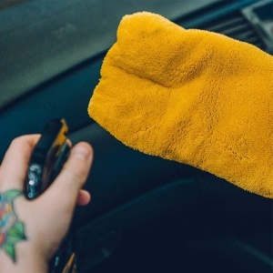 NBB MANUSA MICROFIBRE CURATARE INTERIOR 1 BUC,DETAILING MITT MEGUIARS