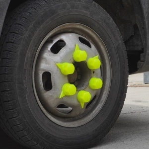 SET 10 BUCATI CAPAC PLASTIC PENTRU PREZON ROATA CU INDICATOR 33 MM NEON GALBEN 41 MM - Img 8