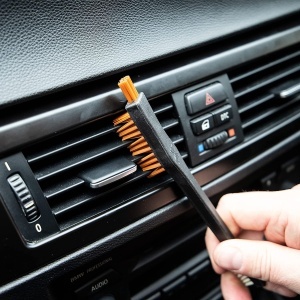 NBB TRIPLE DUTY DETAIL BRUSH - MEGUIARS - Img 2