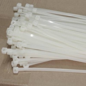 Colier plastic 4.8x300 albe 100buc