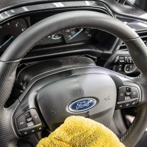 SOLUTIE INTRETINERE FARA SILICON 3.78 L, FREE DRESSING - MEGUIARS - Img 3