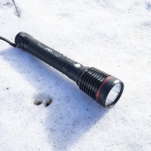 LANTERNA PNI ADVENTURE F420, LED 10 W, 1000 LM, CU 2 ACUMULATORI INCLUSI, 8000 mAh TIP 26650 - Img 4