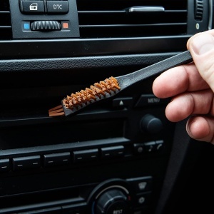 NBB TRIPLE DUTY DETAIL BRUSH - MEGUIARS