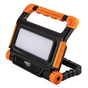 Proiector 3000 lm SMD LED, acumulator 3.7V Li-Ion, cablu USB tip C si incarcator incluse