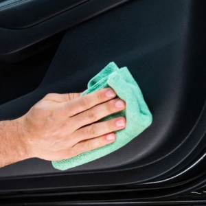 SPRAY CURATAT INTERIOR CU PERIE INTERIOR 1 400ML TURTLE WAX - Img 5