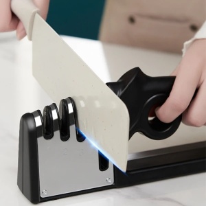 Aparat ascutit cutite si foarfece, 4 in 1, baza antiderapanda, ergonomic, din ABS, negru - Img 1
