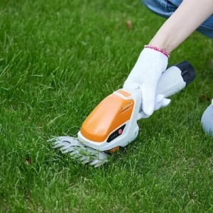Aparat gradinarit electric, cu functie dubla, pentru tuns iarba sau arbusti, cu doua foarfeci incluse, maner cu inaltime reglabila, gri/portocaliu - Img 3