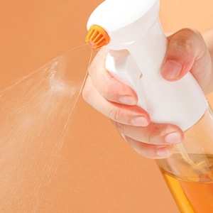 Pulverizator sticla pentru ulei, cu 2 duze, capacitate 230 ml, dimensiuni 22 x 6 cm, din sticla si plastic, alb - Img 4
