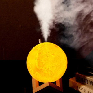 Lampa Luna cu Difuzor Aromaterapie, 3 lumini, imprimata 3D, cu touch, modelul nou cu Stand Lemn, FOXMAG24 - Img 1