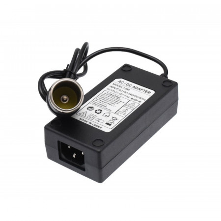 Alimentator 12V 5A cu mufa de bricheta auto