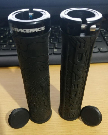 Gripuri Mansoane RACE FACE GRIP HALF NELSON W/LOCK negru - Img 3
