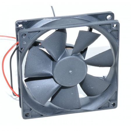 Ventilator 12V - 90x90x25mm