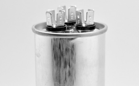 Condensator Pt Aparate De Aer Conditionat 50 +1,5uf 370V - Img 2