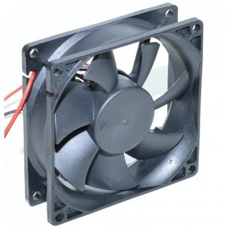 Ventilator 12V - 80x80x25mm