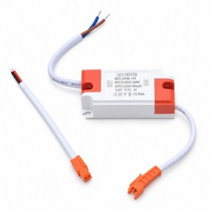 Driver LED 4-7W, Curent Constant 300mA, cu Conector Rapid J0701NA