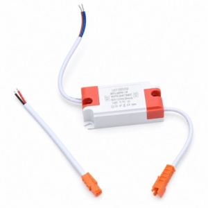 Driver LED 1-3W, Curent Constant 300mA, cu Conector Rapid J0301NA