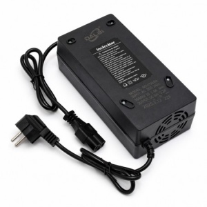 Incarcator inteligent 60V 58Ah pentru baterii plumb-acid, redresor automat scuter electric - Img 2