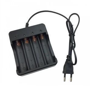 Incarcator cu 4 sloturi pentru acumulatori 18650 Li-Ion