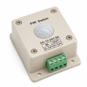 Senzor PIR Miscare 12-24V 8A pentru Iluminare LED