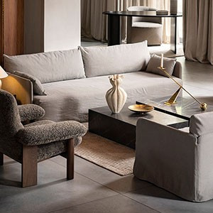 Lounge chairs & ottomans