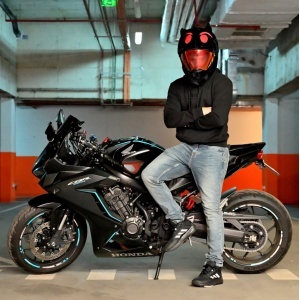 Husa casca moto - Demon negru ( ochii rosii )