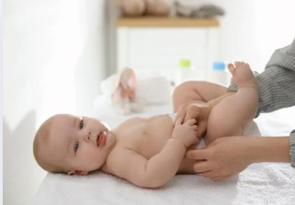 Tratament pentru opareala la bebelusi- cum o calmezi rapid