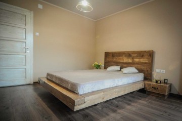 Pat lemn masiv pin model Pireus, grinzi solide rustice, 140 cm, 160 cm, 180 cm sau 200 x 200 cm - Img 6