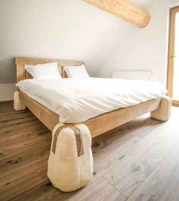 Pat lemn masiv Carpathos, grinzi solide, 140 cm, 160 cm, 180 cm sau 200 x 200 cm