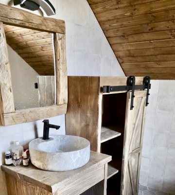 Set Mobilier baie Mocănița, Masca de baie + Oglinda lemn masiv - Img 3