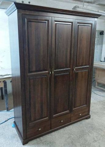 Dulap dormitor Colonial cu 3 usi, lemn masiv tei - Img 4