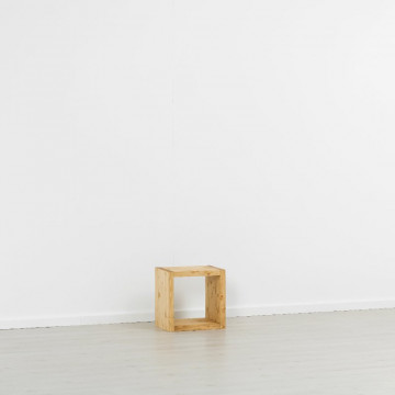 Etajera Cub Cabana lemn masiv rustic, 43 x 35 x 43 cm