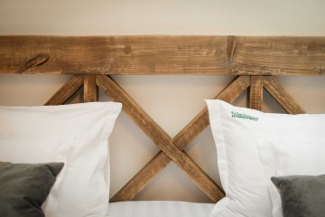Pat lemn masiv pin model Xenopol, grinzi solide rustice, 140 cm, 160 cm, 180 cm sau 200 x 200 cm - Img 5