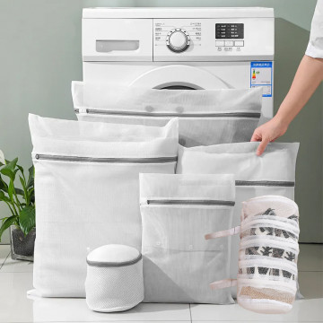 Set 6 saculeti rufe, poliester, QuTek, dimensiuni multiple, fermoar ascuns, protectie pentru haine sensibile in masina de spalat si uscator, pentru lenjerie delicata, lenjerie de corp, sac cilindric incaltari sport, Alb