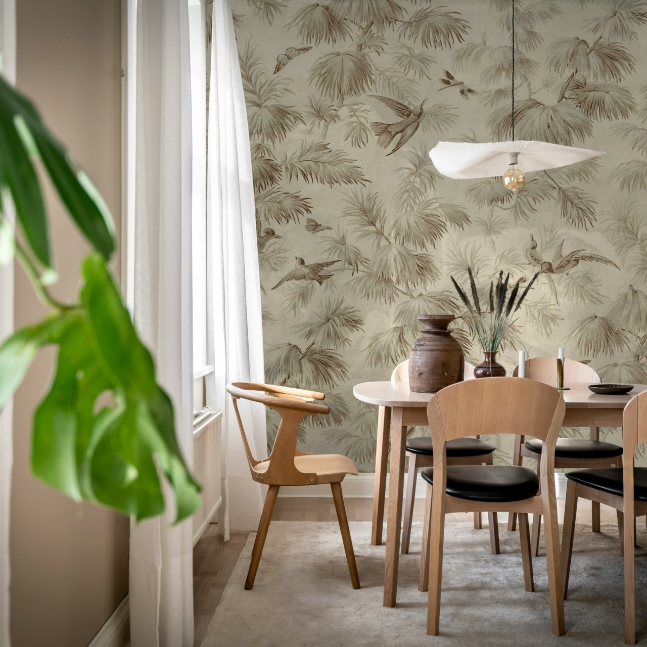 Fototapet, Humming Harmony, Beige, Rebel Walls - 3